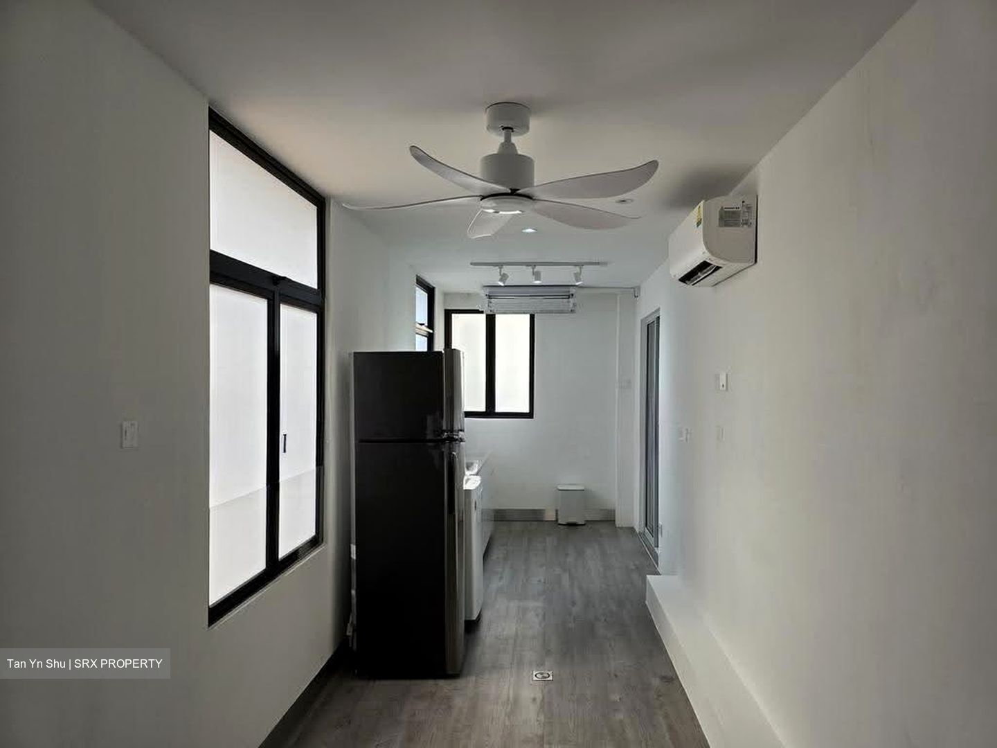 Changi Road (D14), Shop House #632510601